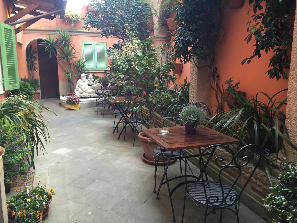 Hotel Villa Gentile Levanto Bagian luar foto
